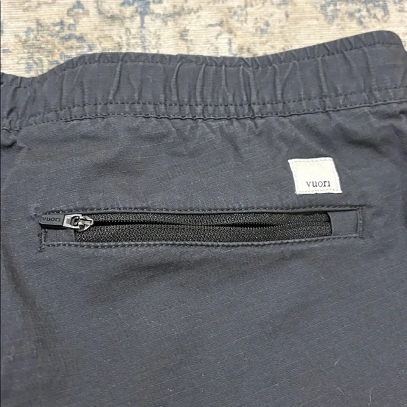 Vuori women’s small - Dark Gray Pants - elastic waist - great condition - Picture 6 of 6